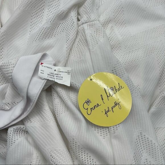 Emma & Michele White Bell Sleeve Dress LARGE NWT - Picture 10 of 11